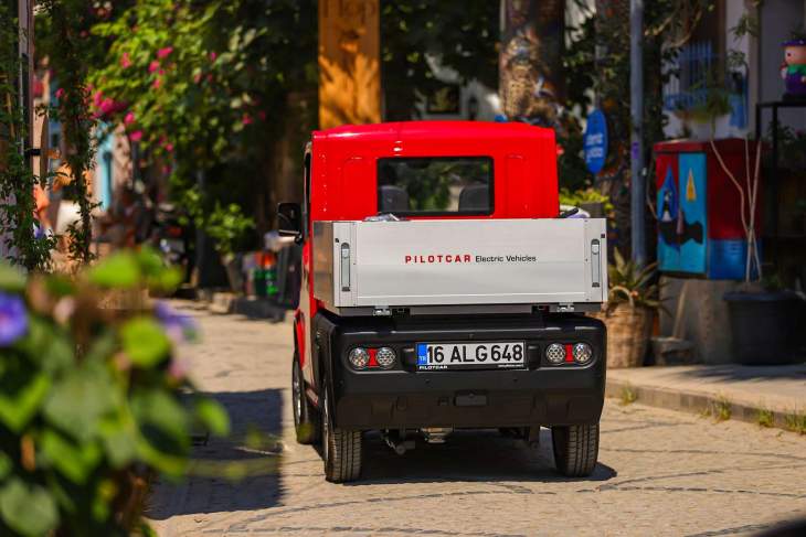 Elektrikli Kamyonetlerin Geleceği: Sürdürülebilir Taşımacılık İçin Bir Adım