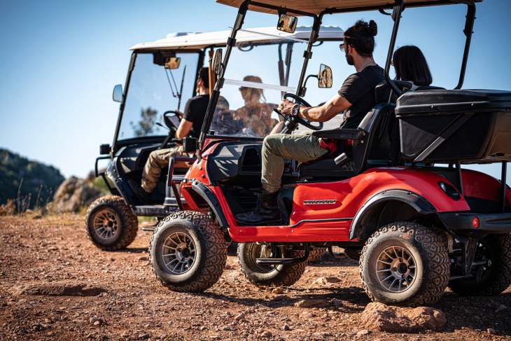 Golf Arabası: Modern Taşımacılığın Vazgeçilmez Aracı