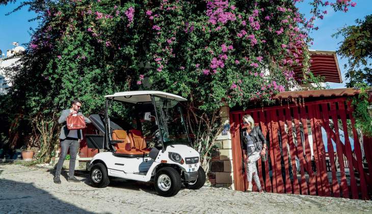 Zengin Tasarım Çeşitliliğiyle Her Alanda Çevre Dostu Elektrikli Golf Araçları